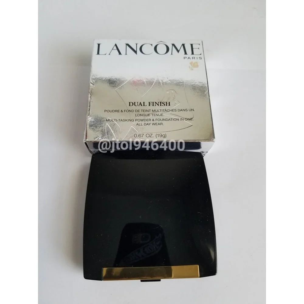Lancome Dual Finish Multi Tasking Powder Foundation 500 Suede